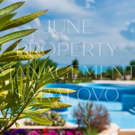 Апартаменты June Sea View